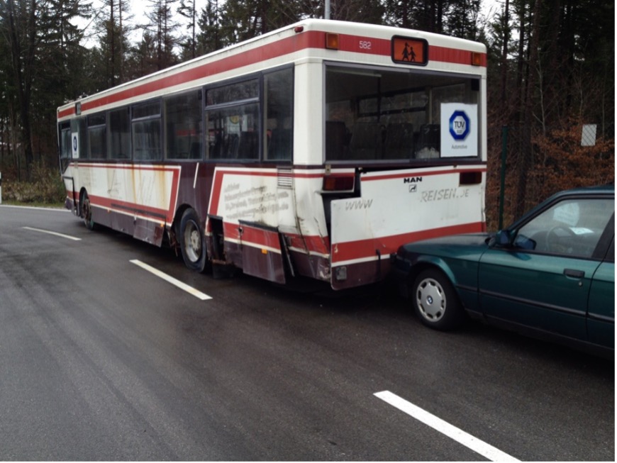 Photo of the rear-end collision